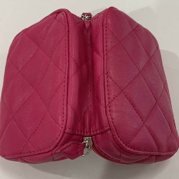 Trish McEvoy makeup planner - Picture 5 of 6